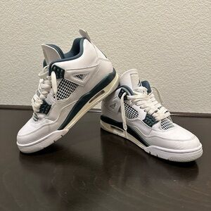 Jordan retro 4